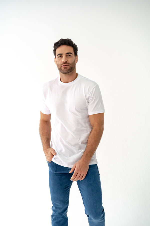 AERA Blanca - Camiseta esencial de armario cápsula